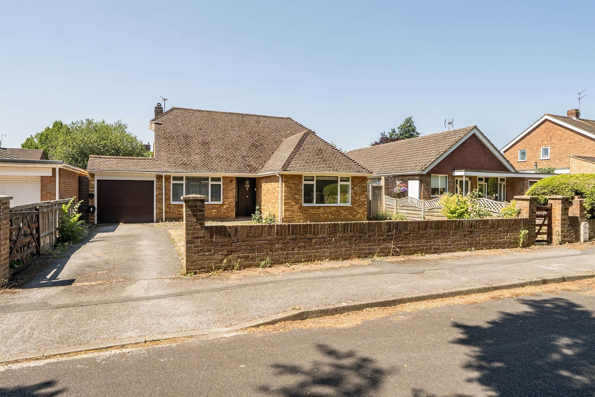 Property photo 0